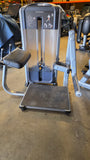  Close-up of the large, non-slip base foot platform on the Precor Discovery Glute Extension (DSL0618) designed for standing hip extension stability.
